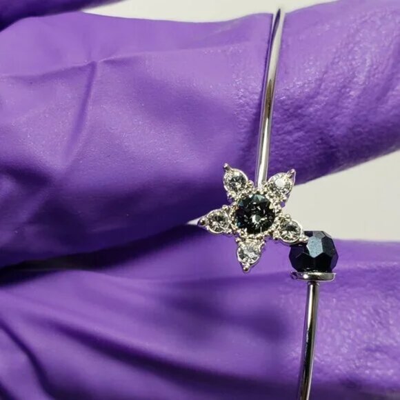 Sterling Silver overlay Cuff Bracelet - Ice Blossom Flower - Swarovski Crystal - Picture 9 of 9